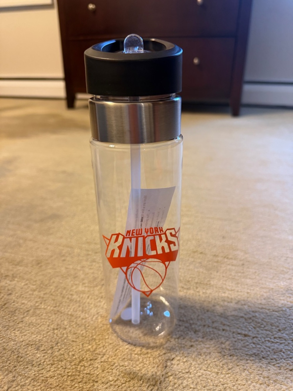 New York Knicks Clear Water Bottle with Black Lid